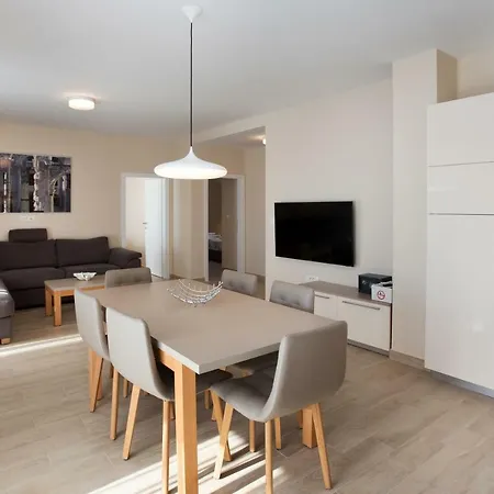 Apartament Marijola *