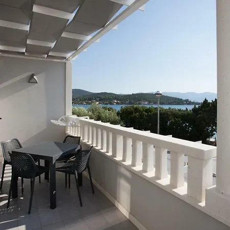 Lejlighed Marijola *